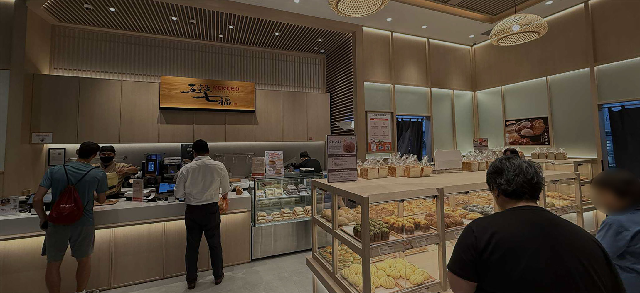 「ぱん屋 五穀七福」シンガポールプロジェクト22025年8月26日　国内11号店「シンガポール・キャピタスプリング店」がオープン！
